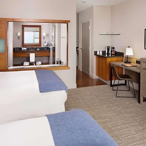 Deluxe Double Room Two Double Beds Bay View